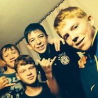 Женя Попов